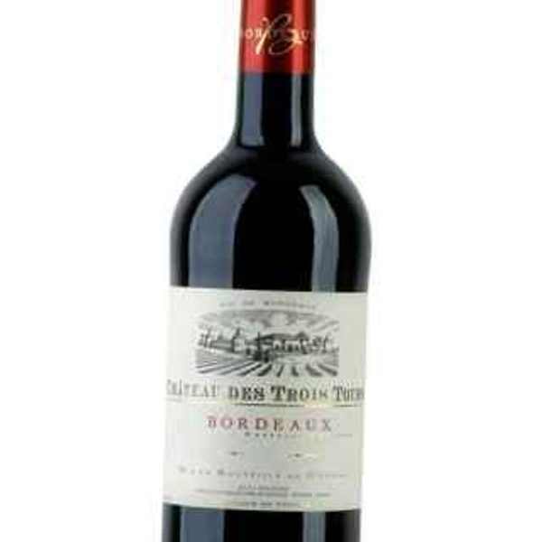 Chateau Des Trois Tours Wine